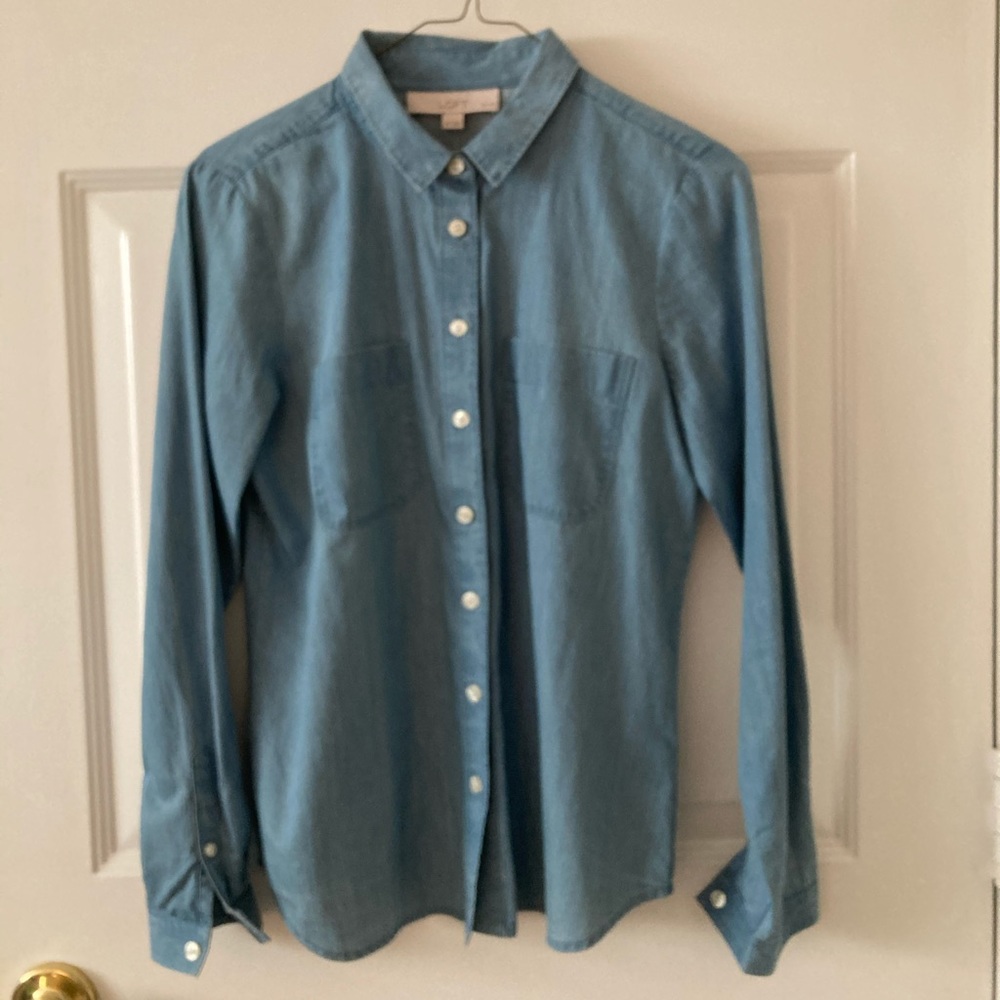 LOFT Blue Chambray Long Sleeve Shirt Size PS